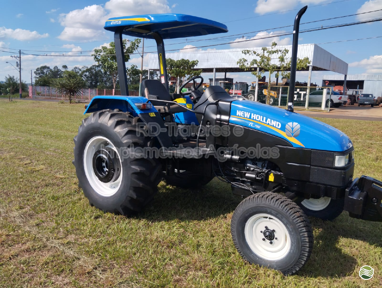 TRATOR NEW HOLLAND NEW TL 75E/4 RD Tratores - Itapolis ITAPOLIS SÃO PAULO SP